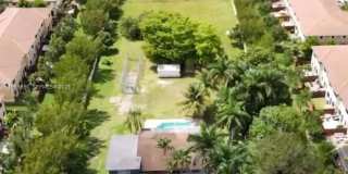 951 SW 121 Ave Gallery 1