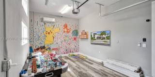 10223 NW 75th Ter Gallery 25