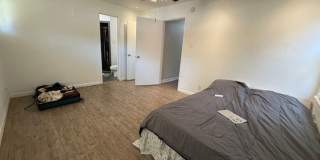 2125 S WILLIS Gallery 14