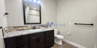 Conner Square Gallery 13