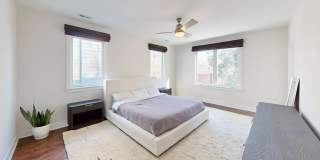 1220 Lomax Avenue Gallery 29