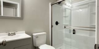 6658 Vaughn Road Gallery 15