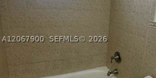 1165 98 Gallery 6