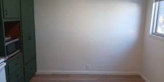 Charming 2-bedroom, 1-bathroom! Showings available! Charming 2-bedroom, 1-bathroom! Showings available! Gallery 3