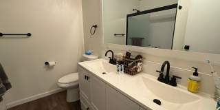 Ventura Living Made Easy – Updated 2 Bed Condo Gallery 11