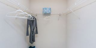 2626 Park Gallery 21