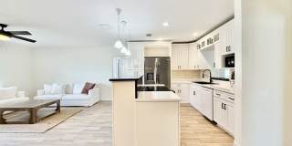 6660 Bay Street Gallery 14