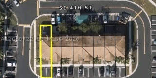 3209 SE 4th Ct Gallery 2