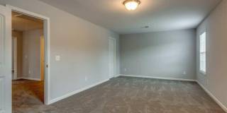 Fairview Station - Beautiful 4 / 2.5 - FENCED! Gallery 22
