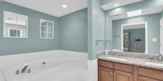 7707 LAKE GLEN Drive Gallery 29