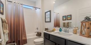 292 Whitney Crest Street Gallery 30