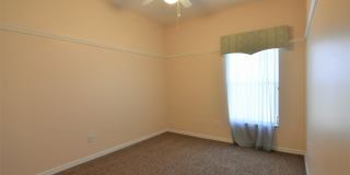 Wow!!! VISTA LAKES 4br 2ba POOL HOME with FENCED YARD... Pool & Lawn care included. Gallery 19