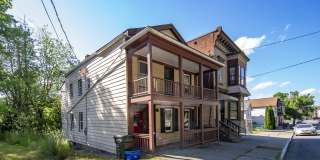 195 9th Street Gallery 23
