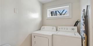 222 S Geneva St. Gallery 34