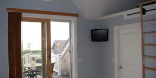 17 Lane Three Gallery 1