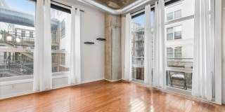 113 N BREAD Street Gallery 7