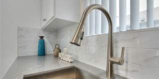 11728 Hamlin Street Gallery 15