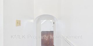 407 Washington St NE Gallery 24