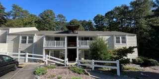2-Bedroom, 1-Bathroom Apartment in Chapel Hill — $1,250/Month Gallery 1
