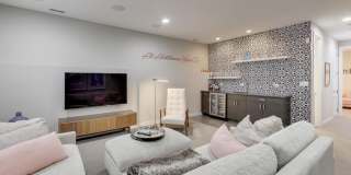 1632 W Ohio Street Gallery 25