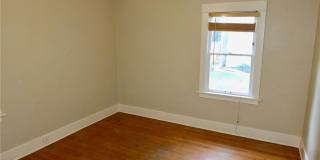 3620 E 6th Street Gallery 20