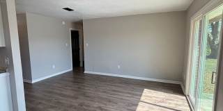 1800 Fairlane-Move In Ready! 1800 Fairlane-Move In Ready! Gallery 5