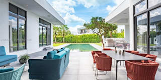 16650 Sunset Way Gallery 1