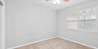 Georgian Oaks Apartments Gallery 16