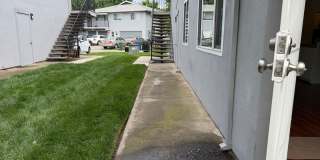 2 story updated townhouse In Rosemont 2/1 Gallery 20