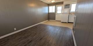 1 Bed 1 Bath | Stockton MO | $725 Month | Close to Lake Gallery 1