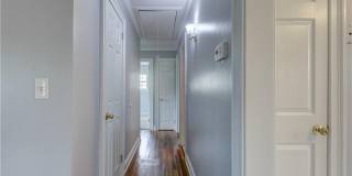 24 Beau Street Gallery 11