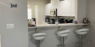 419 Southwest 4th Street Gallery 13