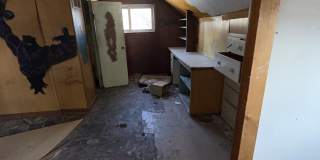 912 Waldman Avenue Gallery 7