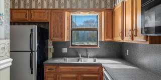 2 Bedroom 2.5 Bath 2 Car Carport - town house Gallery 17