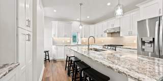 1512 NAAMANS CREEK Road Gallery 1