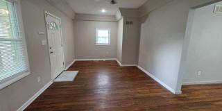 3 Bedroom Home Near Zoo & Parks! Gallery 4