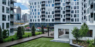 AMLI Atlantic Station Gallery 4