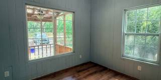 Charming NE Cottage! Gallery 18