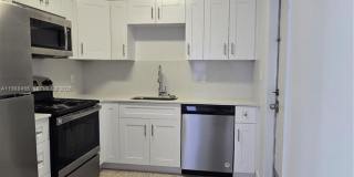 3306 SW 24th Ter Gallery 5