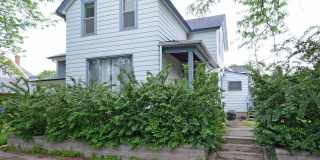 Beautiful 3-Bed 1.5-Bath Home Available Now in St. Paul! Gallery 1