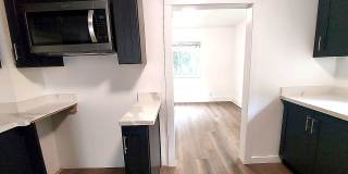 Spacious 4BD/3BA with Fenced Yard & Front Porch in North Seattle! Gallery 13