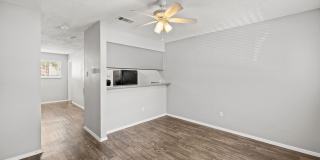 Awesome open Studio Apartments Close to Downtown Gallery 64