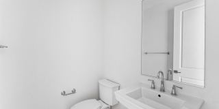 Gorgeous 3 bedroom 2.5 bath home in the newly constructed association of Eastwood Village! Gallery 21
