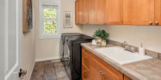 4Bd/2.5Ba Kirkland Home Gallery 33