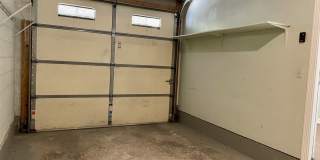 310 N Clinton Street Gallery 21