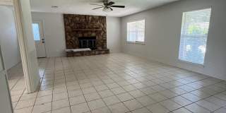 2819 Lawnwood Drive Gallery 4