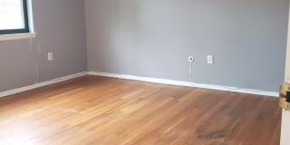 801 SOUTH Street Gallery 9