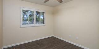 91-1042 Kaimalie St. Gallery 13