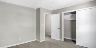 The Riverside Apartment Homes Gallery 16