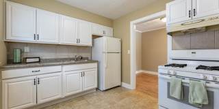 2315 Auburn Street - 2 E Gallery 6